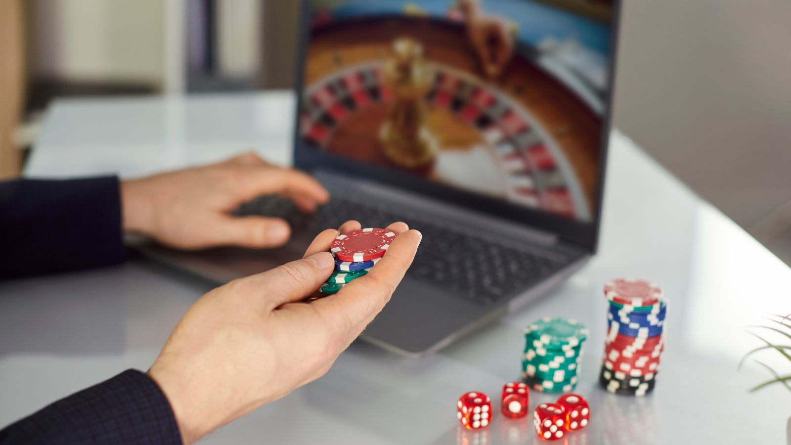 Enjoy Baccarat at Hell Spin